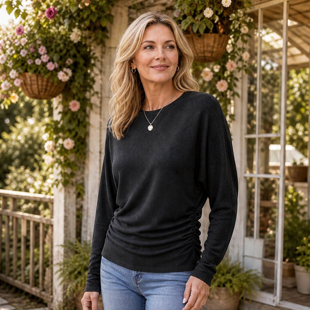 Varonne – Maglione Girocollo con Vita Arricciata lifestyle