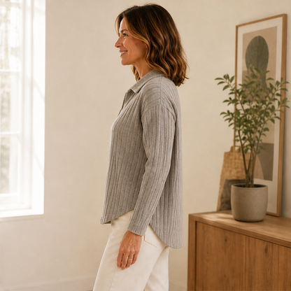 Novarino – Maglione a Costine con Scollo a V lifestyle