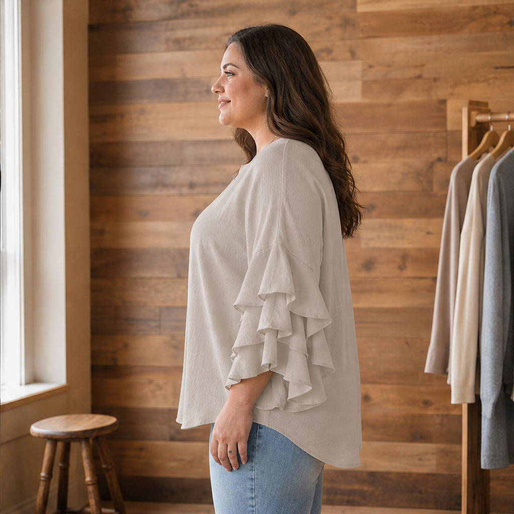 Valbrisa – Camicetta Scollo a V Maniche a Balze lifestyle