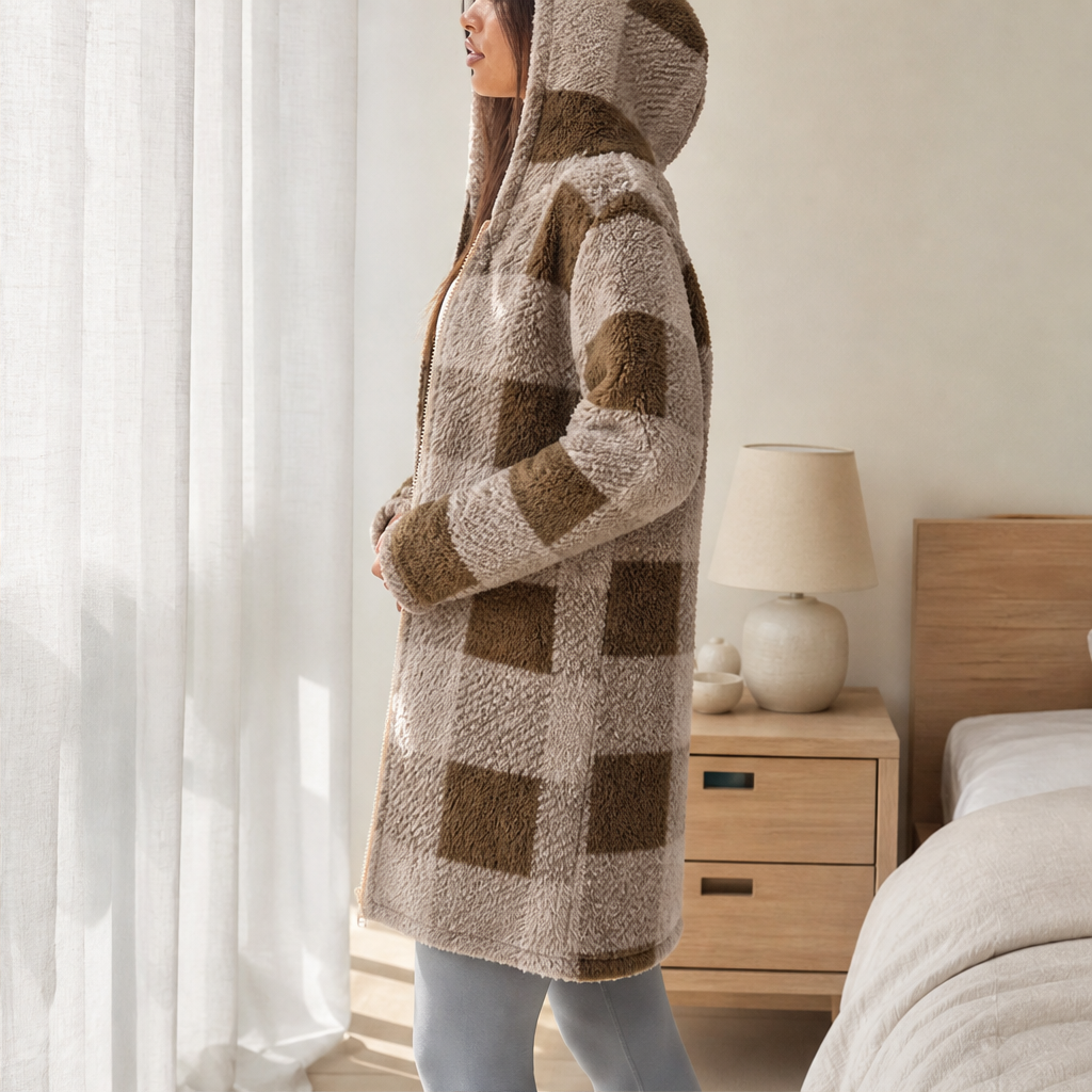 Vellora – Giacca Lunga con Cappuccio Motivo Buffalo lifestyle