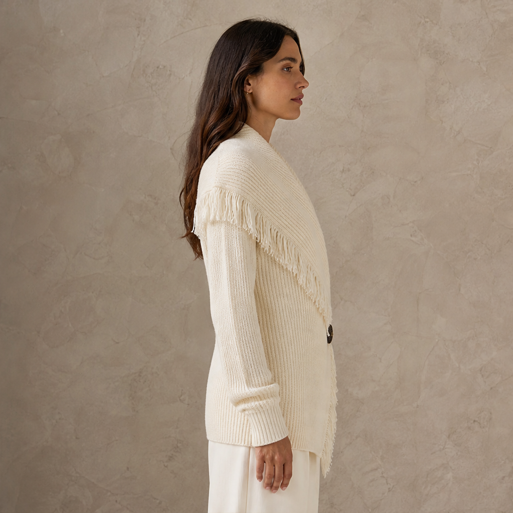 Fransetta – Cardigan in Maglia con Frange e Scialle lifestyle