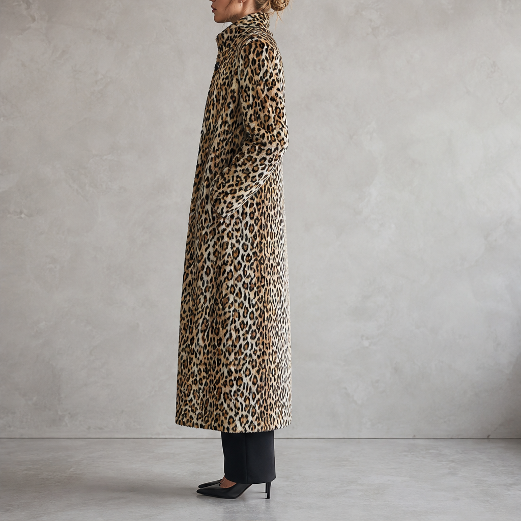 Velmara – Cappotto Leopardato Collo Alto in Eco-Pelliccia lifestyle