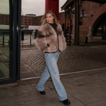 Varonne – Giacca Bomber in Ecopelliccia Marmorizzata lifestyle