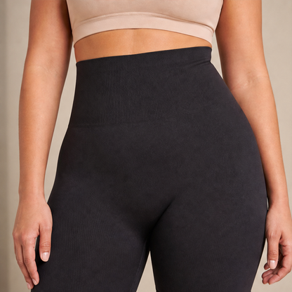 Velura – Shorts Modellanti a Vita Alta lifestyle
