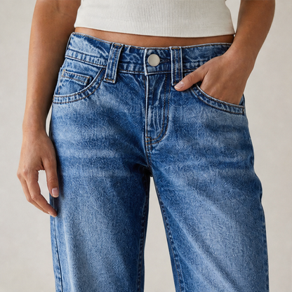 Vareska – Jeans Larghi Cropped a Vita Media lifestyle