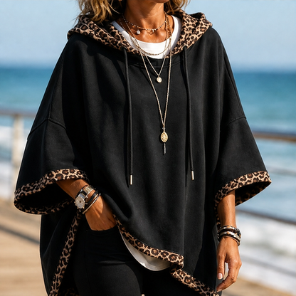Velmora – Felpa Poncho con Bordo Leopardato lifestyle