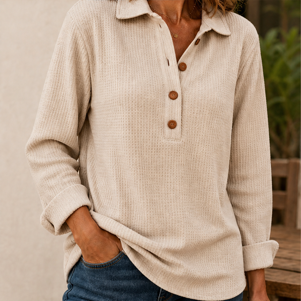 Morvenna – Maglia Henley in Maglia a Nido d'Ape lifestyle