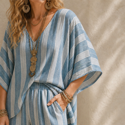 Solvetta – Completo a Righe Scollo a V e Pantaloni Larghi lifestyle