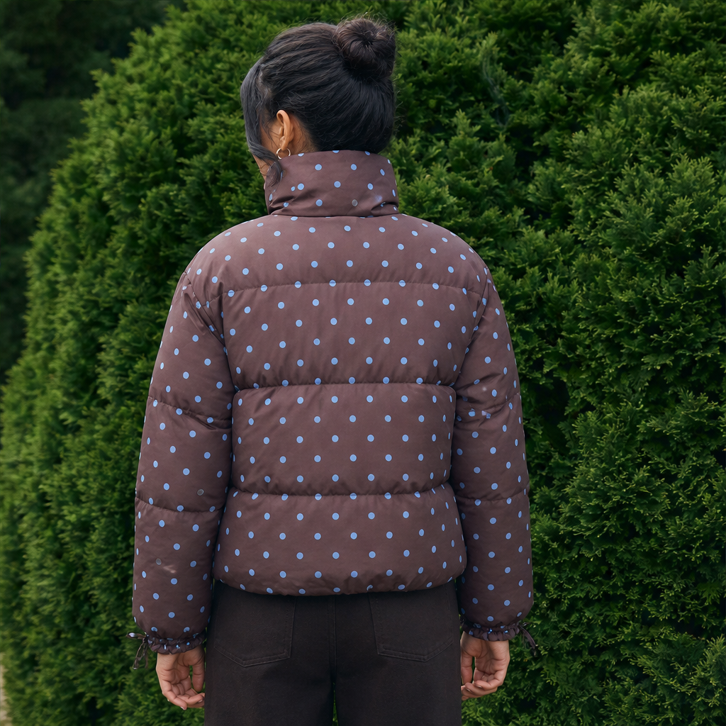 Volnetta – Piumino Collo Alto a Pois lifestyle