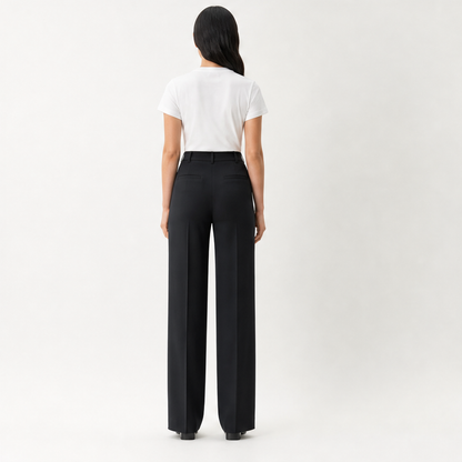 Velmira – Pantalone Relaxed in Crêpe lifestyle