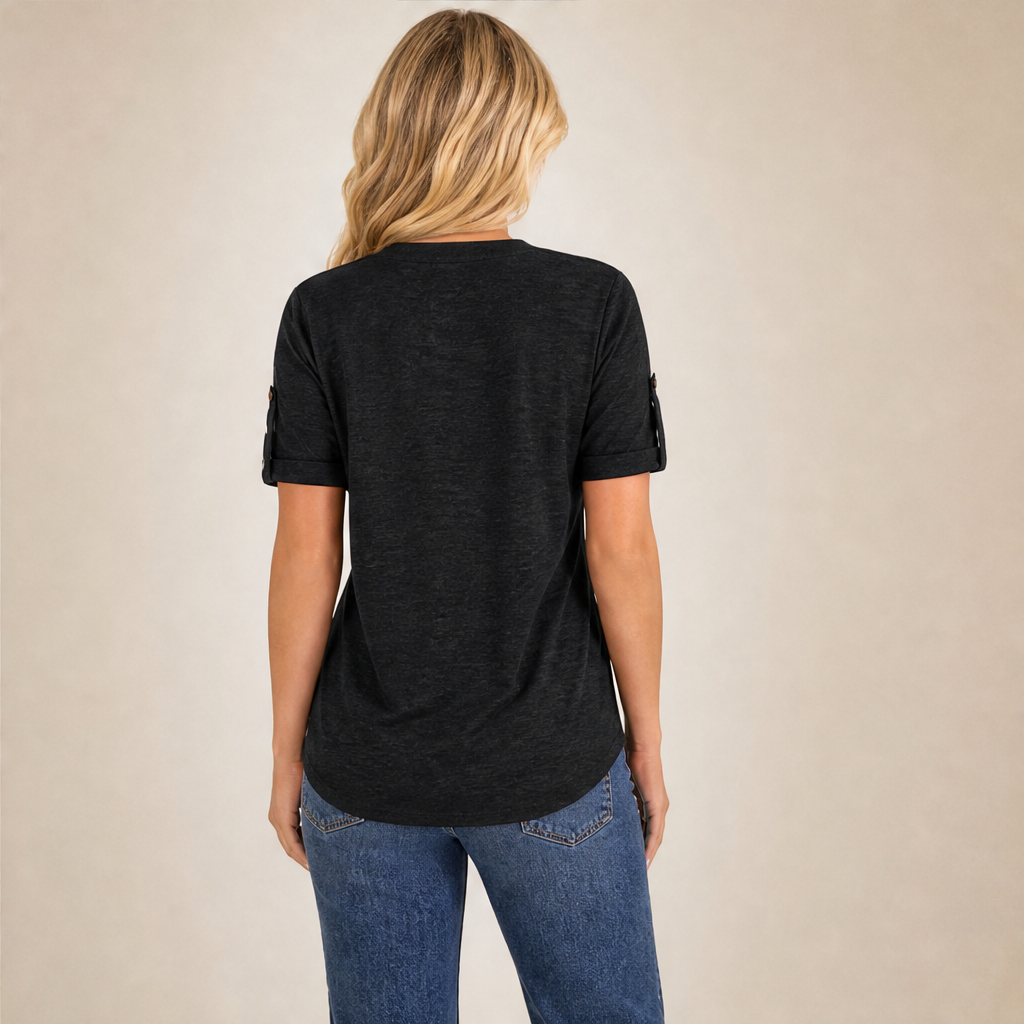 Venalira – Blusa Scollo V Plissettata con Bottoni lifestyle