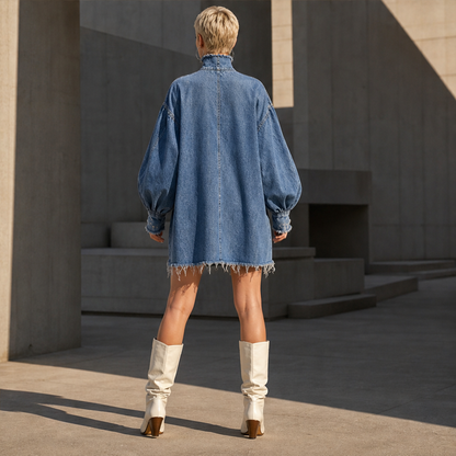 Varonne – Minivestito Oversize in Denim Collo Alto lifestyle