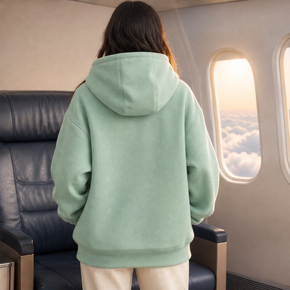 Novarella – Felpa da Viaggio con Mascherina Integrata lifestyle