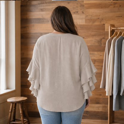 Valbrisa – Camicetta Scollo a V Maniche a Balze lifestyle