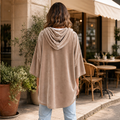 Velvora – Felpa con Cappuccio Spalle Scese in Velluto lifestyle