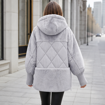 Novarelli – Piumino Oversize con Cappuccio Patchwork lifestyle