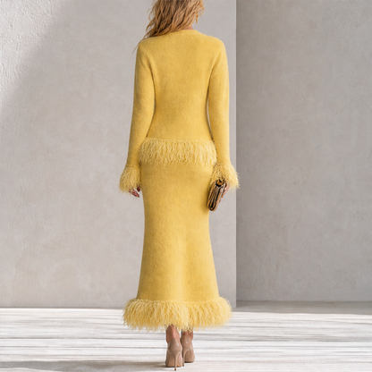 Piumetta – Completo Gonna in Maglia con Frange di Piume lifestyle