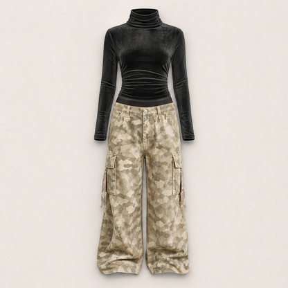 Velmara – Top Vellutato e Pantaloni Cargo Camouflage Black
