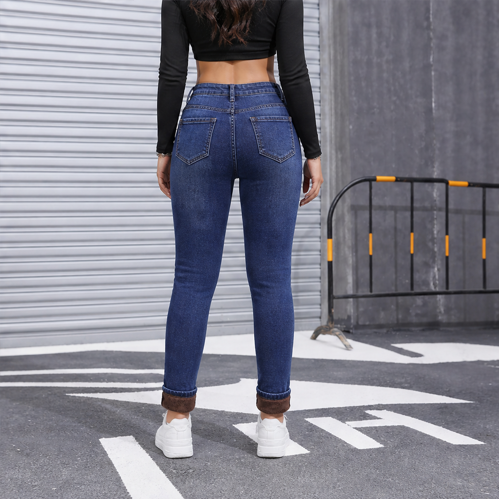 Calorra – Jeans Skinny Foderati in Pile lifestyle