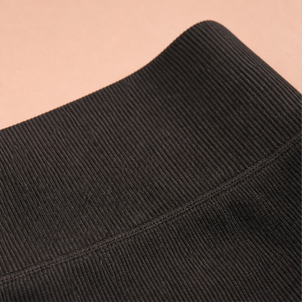 Velura – Shorts Modellanti a Vita Alta detail