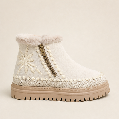 Novarra – Stivaletto Floreale in Suede Choc Cream