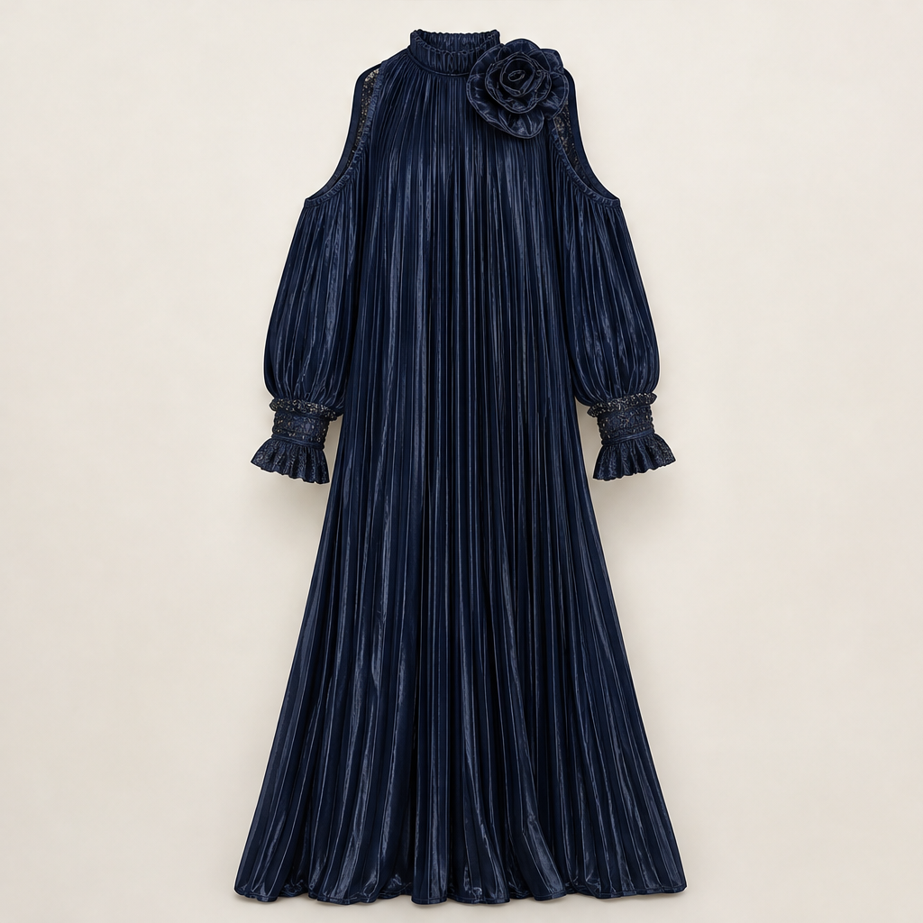 Olverra – Abito Lungo Plissettato con Fiore Navy
