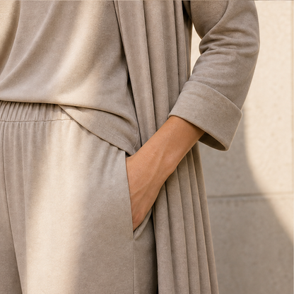 Velmora – Completo 3 Pezzi Top, Pantaloni e Cardigan Lungo detail